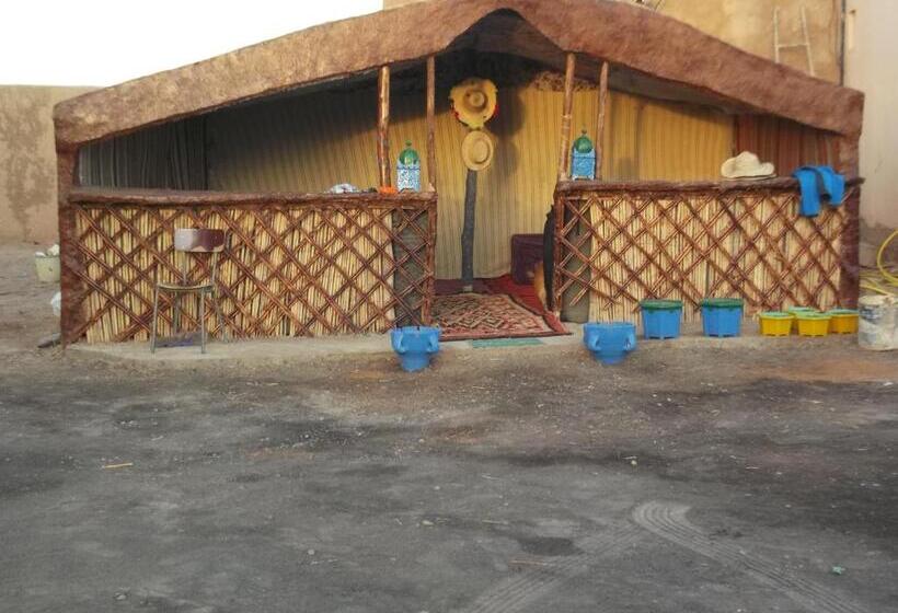 پانسیون Tifinagh Guest House