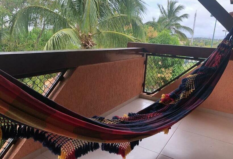 2 Suítes, Guarajuba, Piscina Frente Mar