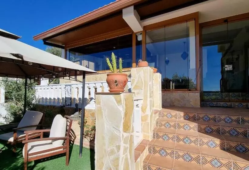 ベッドアンドブレックファースト Casa Rural Buenavista Pedralba