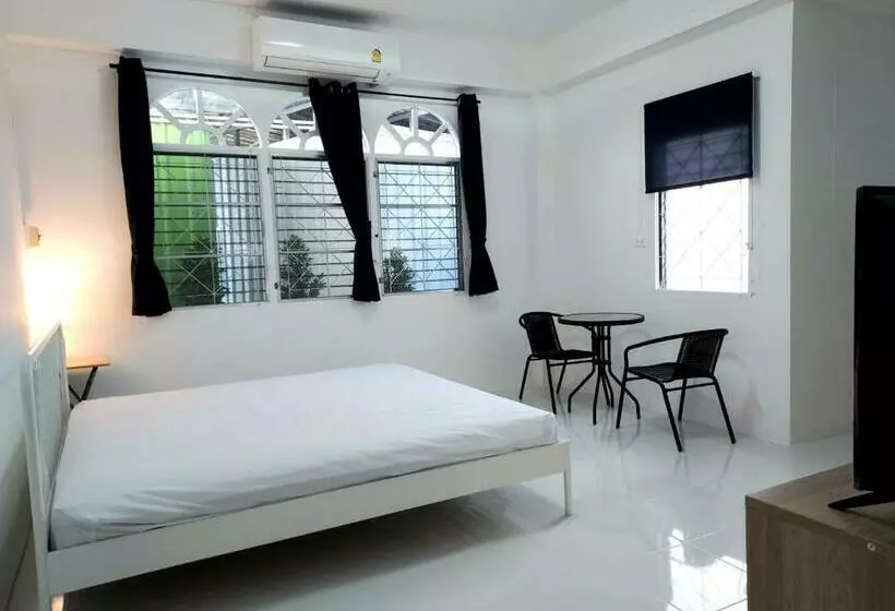 Retkeilymaja Room79