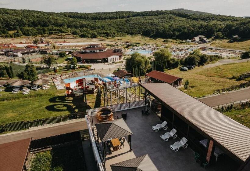 هاستل Suzanne Băile Figa Camere Tip