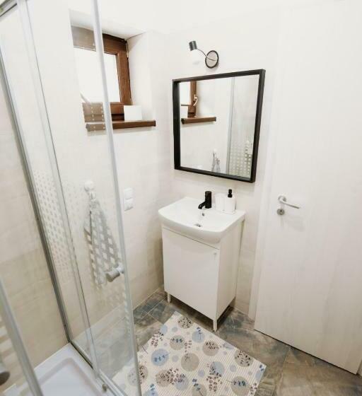 هاستل Suzanne Băile Figa Camere Tip