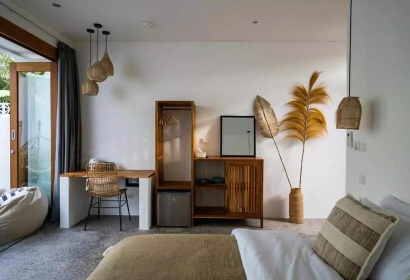 Aamiaismajoitus (B&B) Tiga Studios   Adults Only