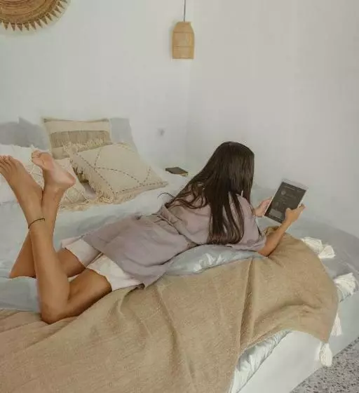 Aamiaismajoitus (B&B) Tiga Studios   Adults Only