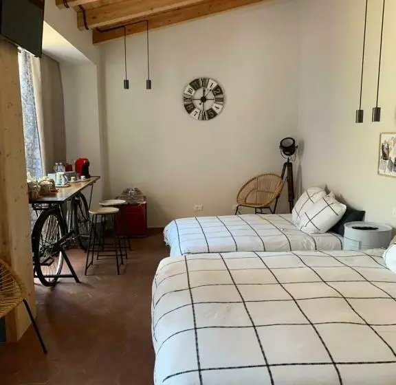 Majatalo Lumia N  Ciuri