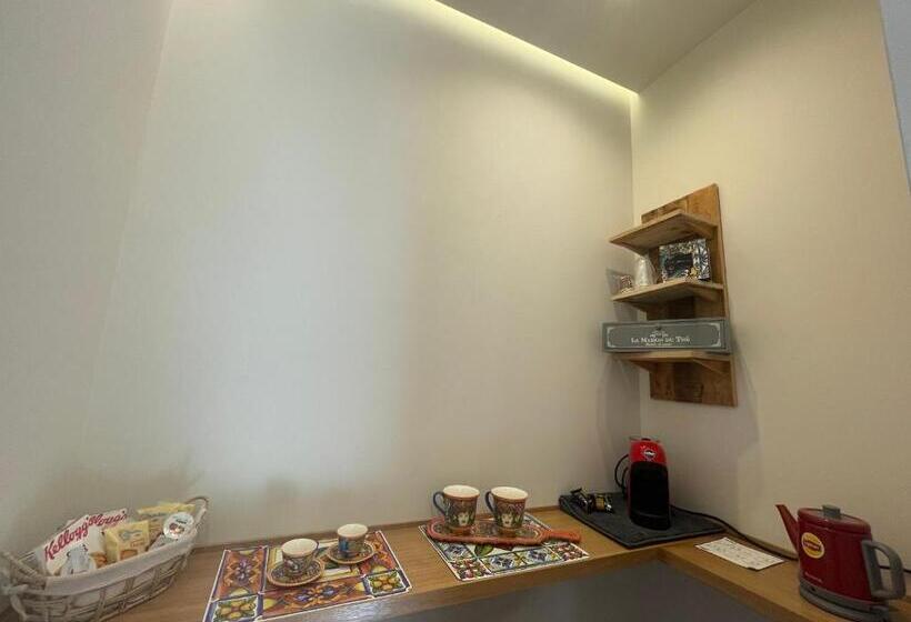 بنسيون Lumia N  Ciuri