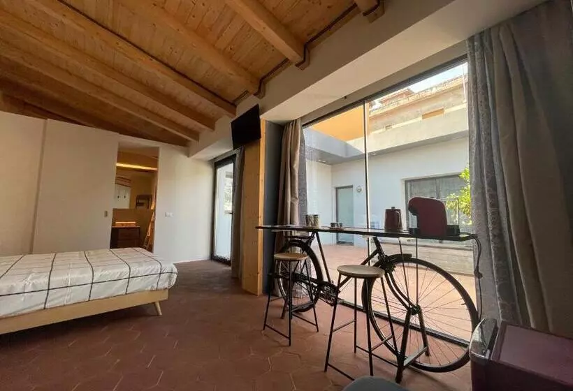 Majatalo Lumia N  Ciuri