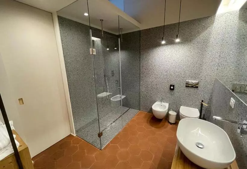 Majatalo Lumia N  Ciuri