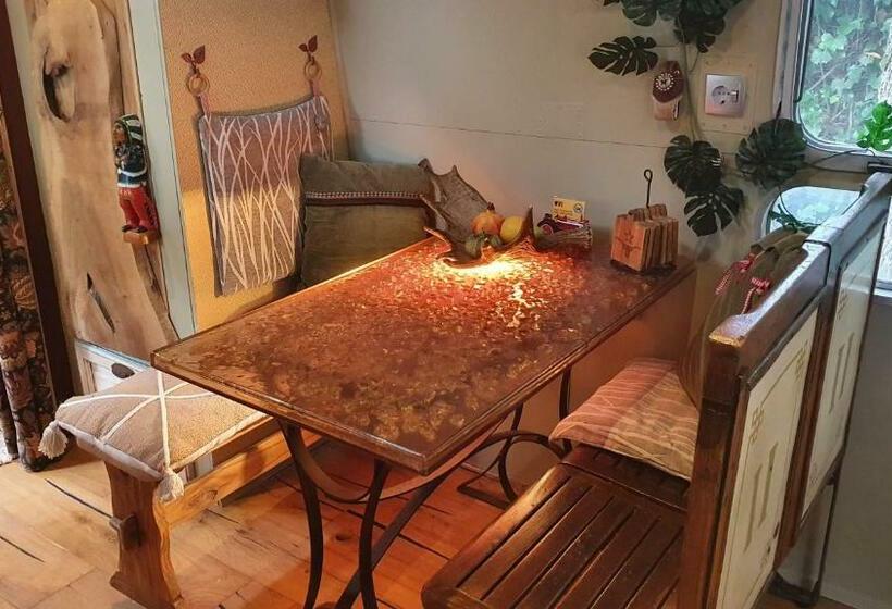 Bed and Breakfast Airstreamnb