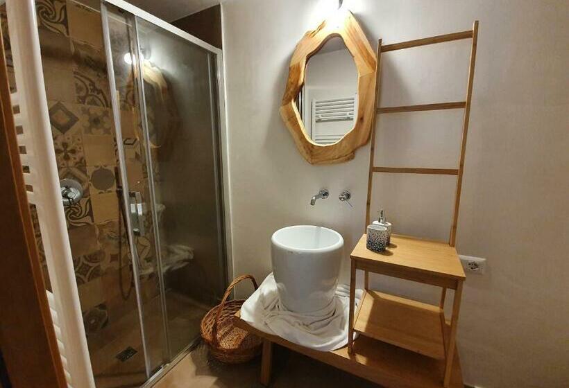 تختخواب و صبحانه Mamapulia Home