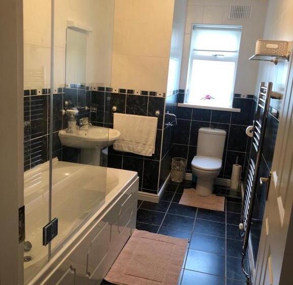 مبيت وإفطار Foxborough Bnb