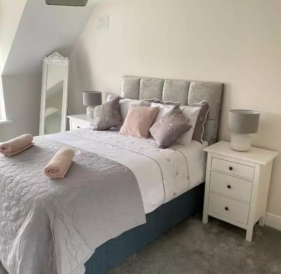 ベッドアンドブレックファースト Foxborough Bnb