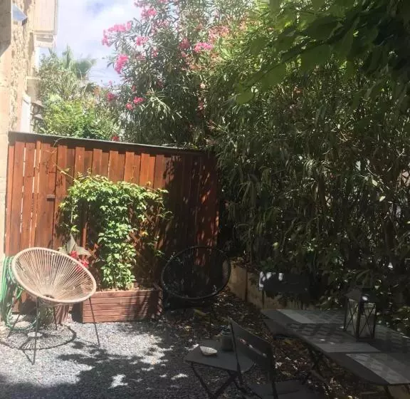 Aamiaismajoitus (B&B) L Ostalada