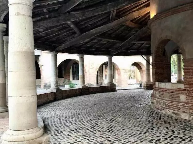 Aamiaismajoitus (B&B) La Galerie Du Port