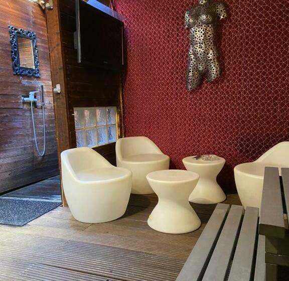 مبيت وإفطار Jacuzzi Privé Chambre Et Table D Hotes