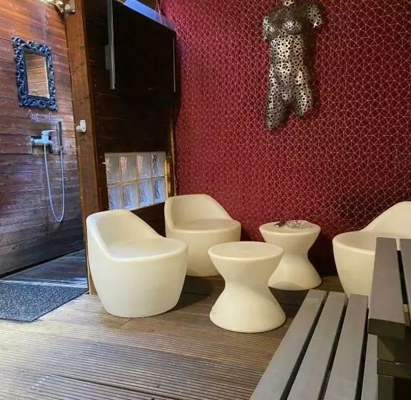 Aamiaismajoitus (B&B) Jacuzzi Privé Chambre Et Table D Hotes