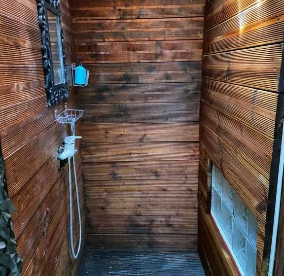 Aamiaismajoitus (B&B) Jacuzzi Privé Chambre Et Table D Hotes