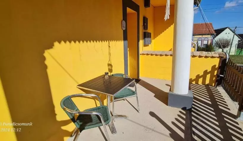 Majatalo Panzio A Mi Paradicsomunk