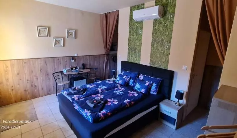 Majatalo Panzio A Mi Paradicsomunk