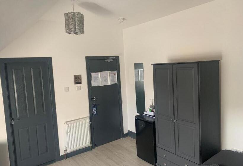 Pensionat Aspen Guest House