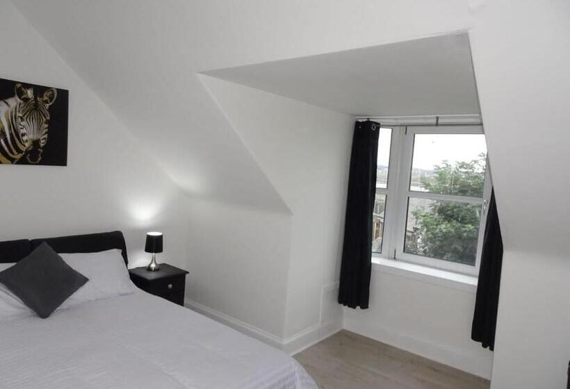 Pensionat Aspen Guest House