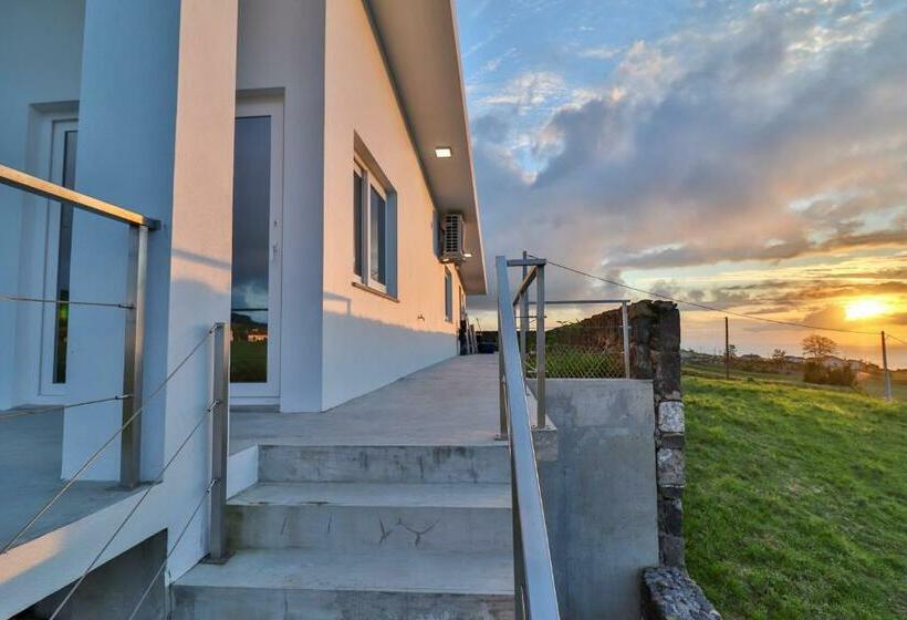 Bed and Breakfast Casa Baleia A Vista