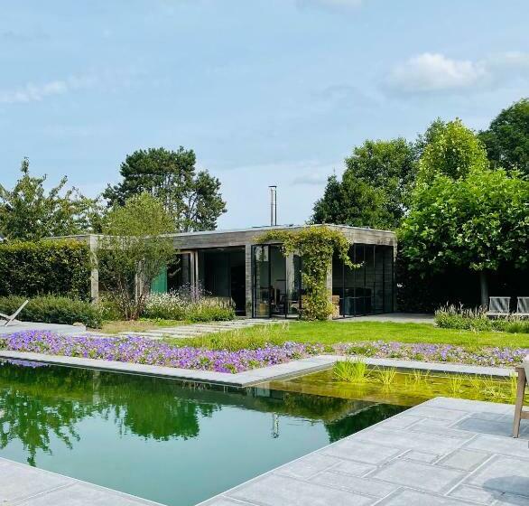 تختخواب و صبحانه Lit De Clémot