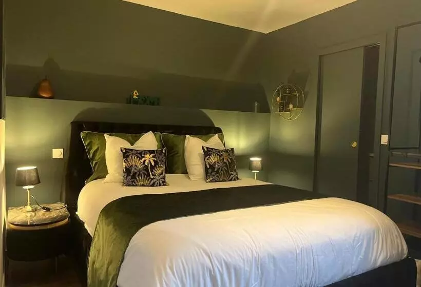 تختخواب و صبحانه O Deux Cèdres