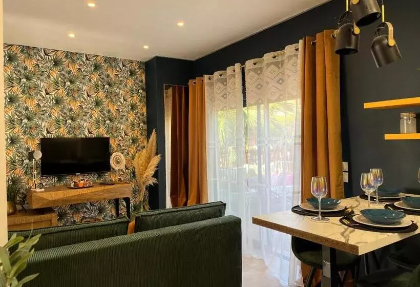 تختخواب و صبحانه O Deux Cèdres