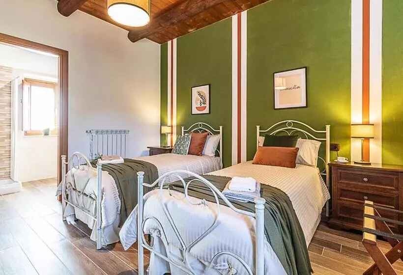 Hotel Agriturismo Casal D Acqua Bianca