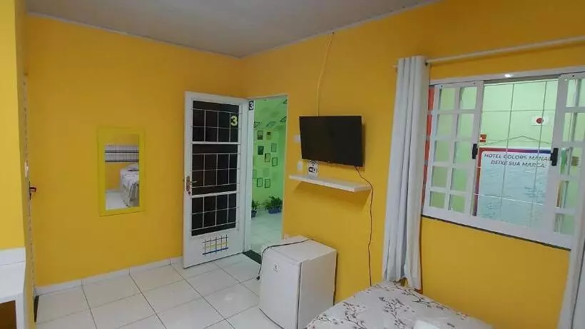 ホテル Colors Manaus