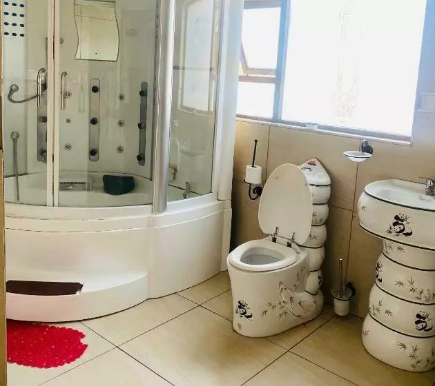 پانسیون Airport Doozy Guest House