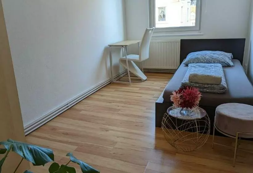 ペンション Single Room Near The Black Forest