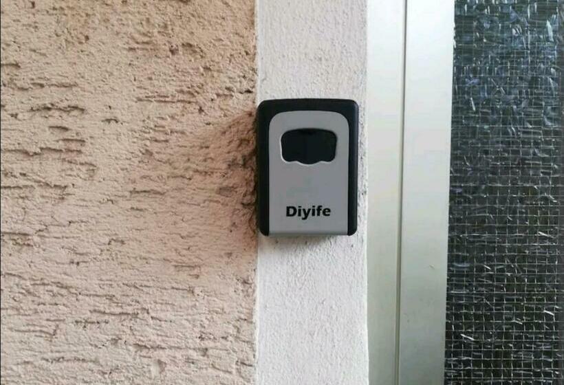 פנסיון Single Room Near The Black Forest