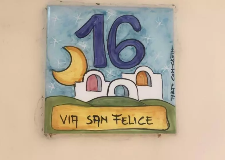 Aamiaismajoitus (B&B) Donna Felì