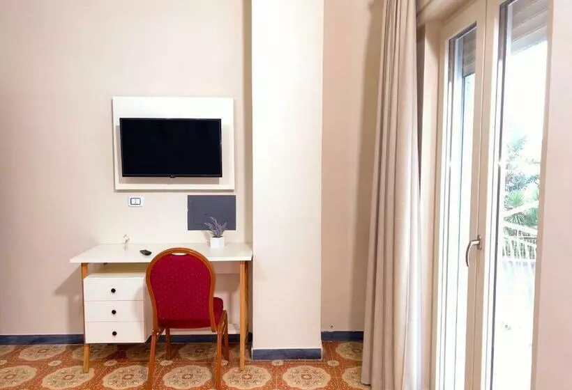 Aamiaismajoitus (B&B) Donna Felì