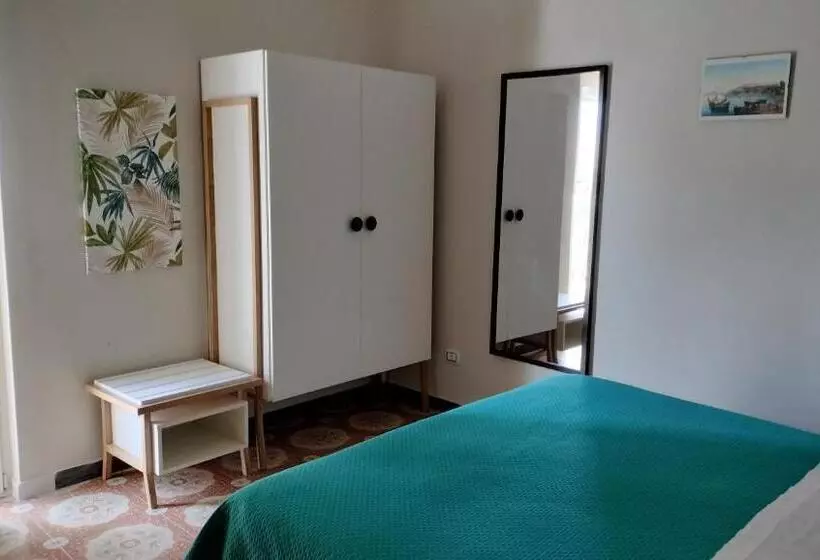 Aamiaismajoitus (B&B) Donna Felì