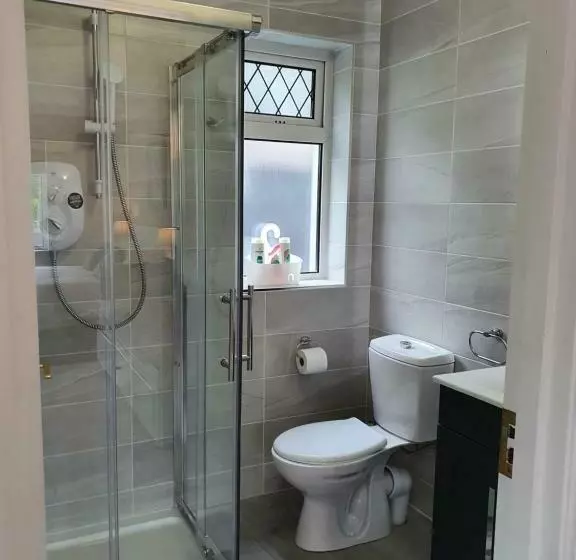 Aamiaismajoitus (B&B) Five Ferns House