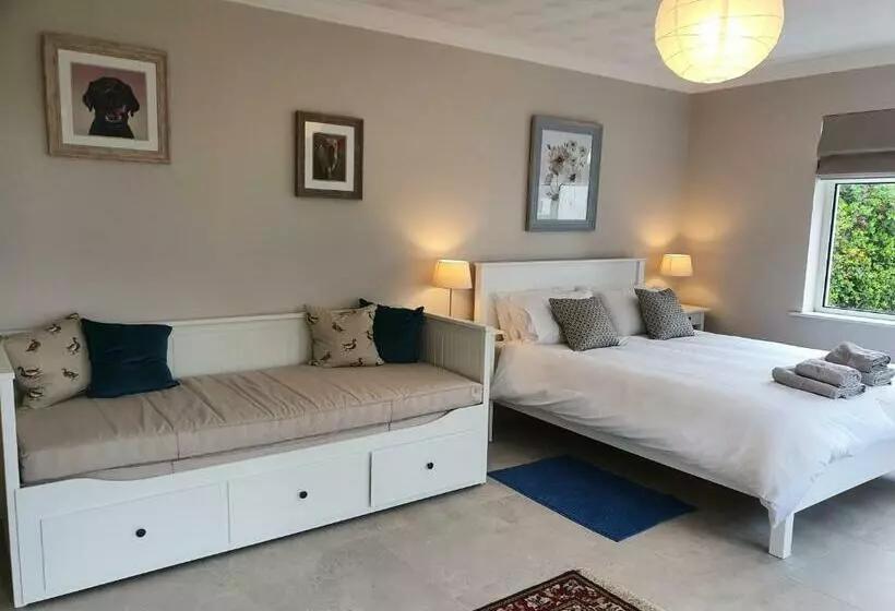 Aamiaismajoitus (B&B) Five Ferns House