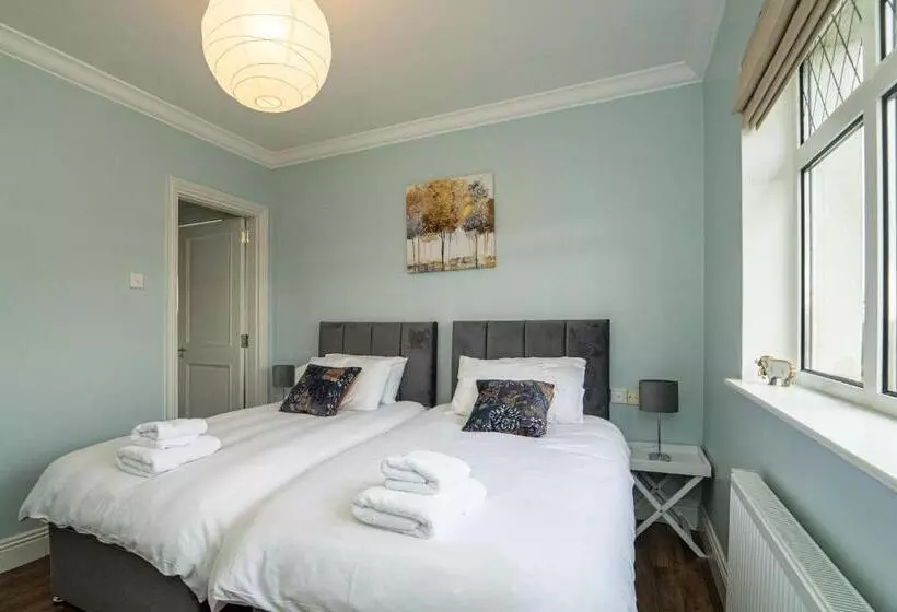 Aamiaismajoitus (B&B) Five Ferns House