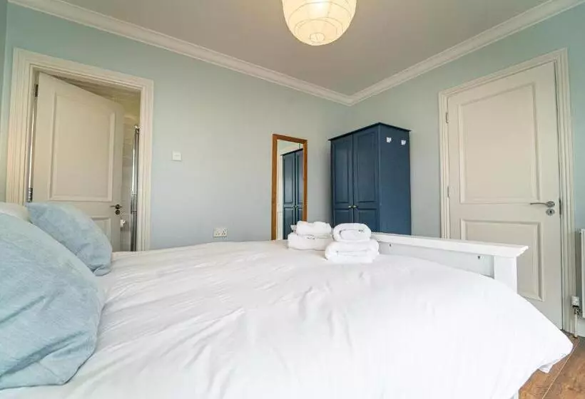 Aamiaismajoitus (B&B) Five Ferns House