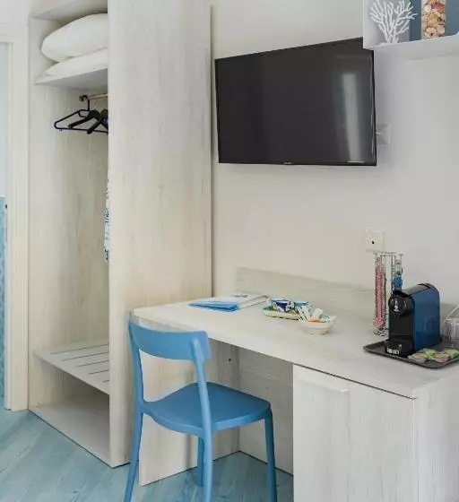 Aamiaismajoitus (B&B) Poseidonia Rooms