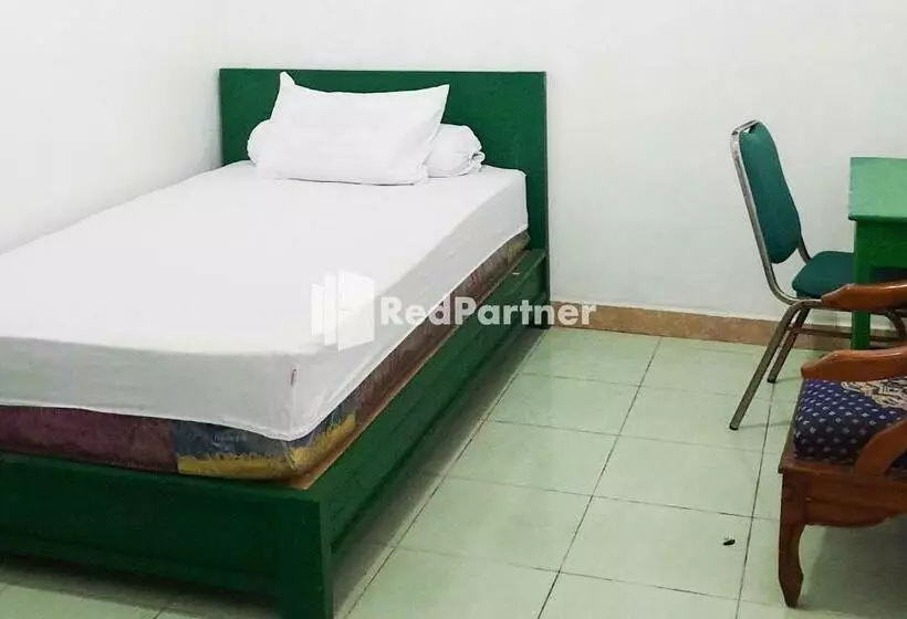 ホテル Kayra Homestay Syariah @ Frans Seda Kupang Redpartner