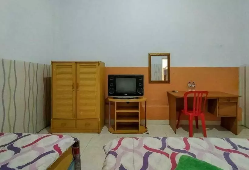 ホテル Kayra Homestay Syariah @ Frans Seda Kupang Redpartner