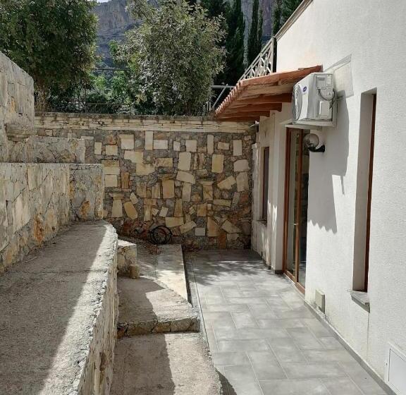 پانسیون Al Tempio Della Pace