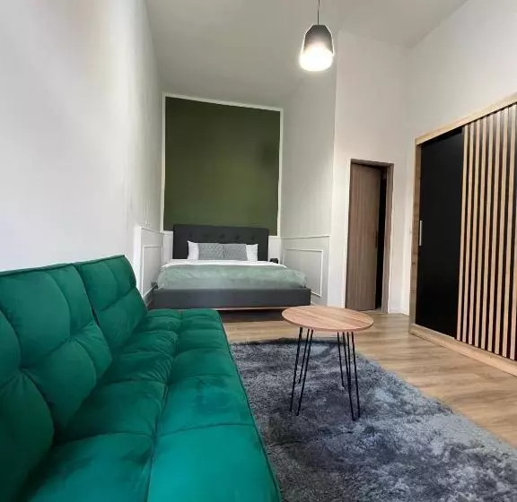Majatalo Homeland Center Cluj