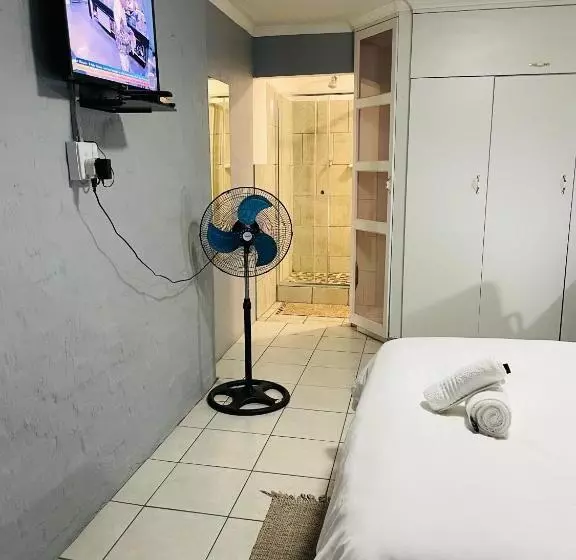 پانسیون Host Hub Guest House