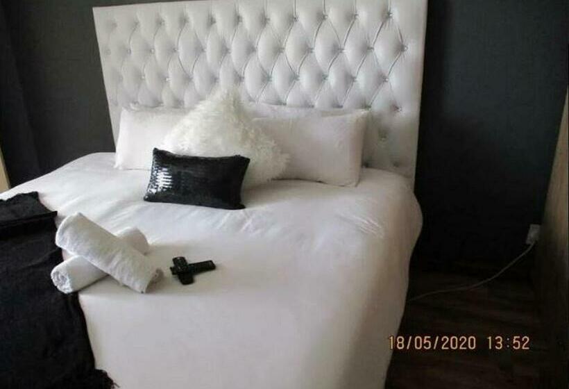 פנסיון Imimangaliso Guest House