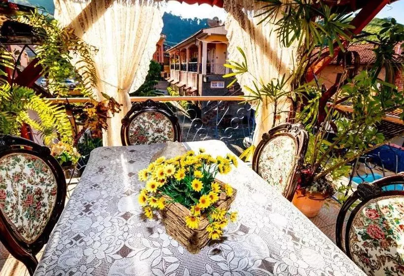 ペンション Pousada Oca Porã