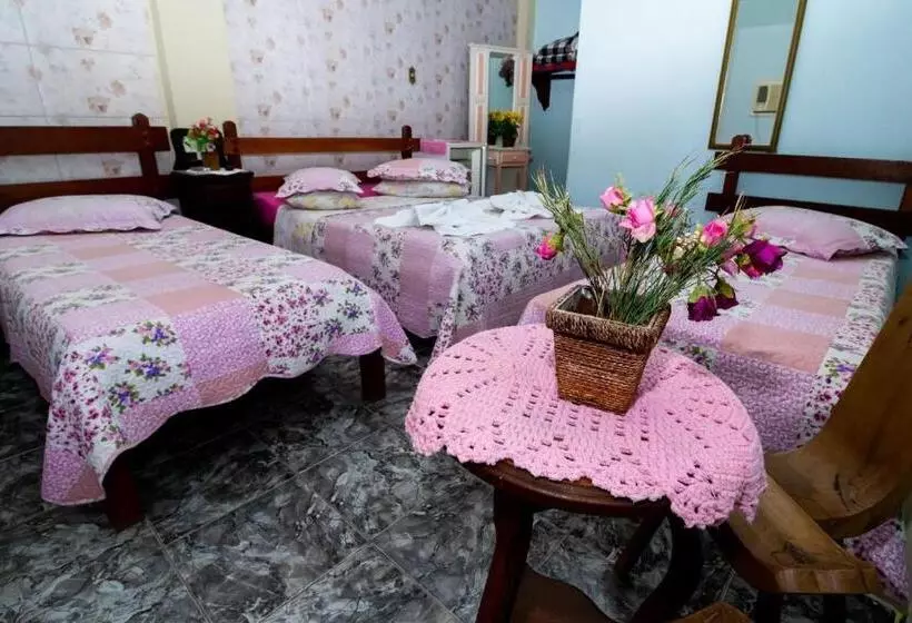 ペンション Pousada Oca Porã